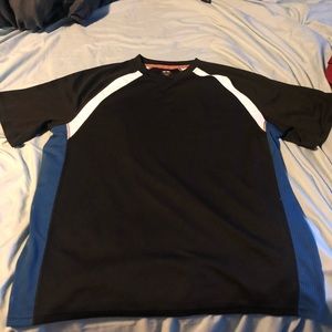 Black athletic t shirt